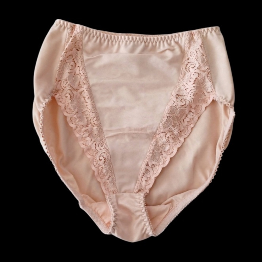 Vintage Cabernet High-Waist Lace Accent Panties, Size S